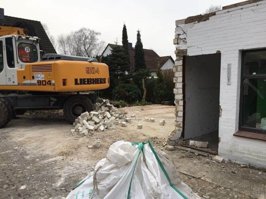Hausabriss Garage oder Haus abreißen Kosten, Erfahrungen, Tipps