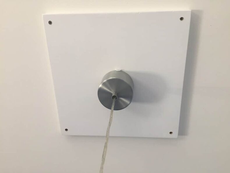 Lampe An Decke Befestigen Ohne Bohren Lampe an der Decke anbringen trotz Stahlträger - Unser DIY Trick für dich!
