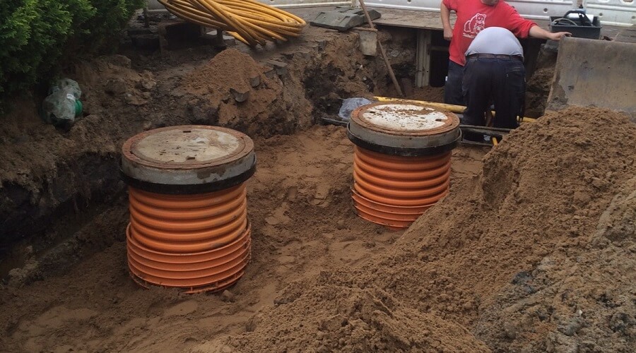 Nachdem die Hausanschlüsse gelegt wurden und man Wasser im Neubau hat, kann der Bauwasseranschluss abgemeldet werden