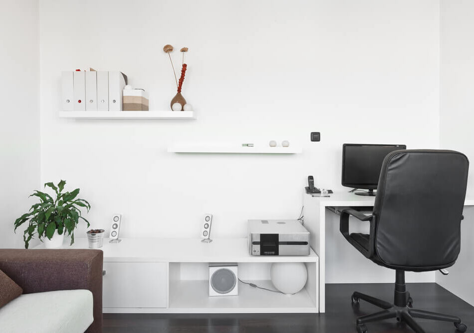Schreibtisch im Wohnzimmer - Arbeitsplatz geschickt in Wohnräume integrieren