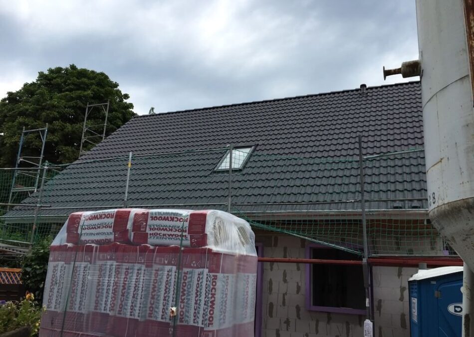 Dach decken Kosten - Hintergründe, Preise, Arten und Material für die Dacheindeckung