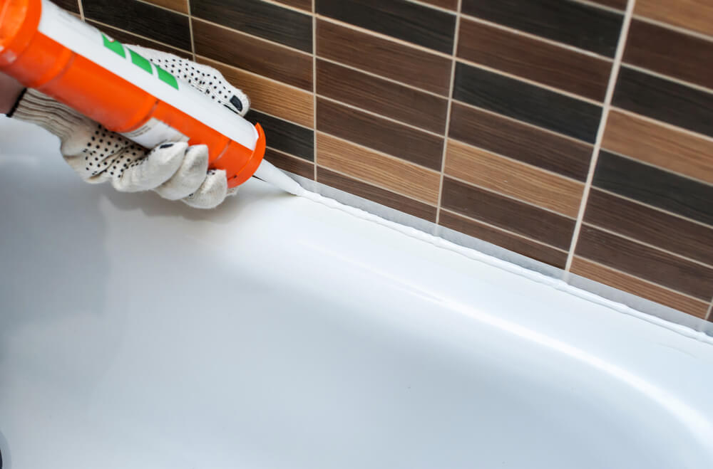 Silikon entfernen - Tipps zum Entfernen von Silikonresten - Bad, Dusche, Hausmittel